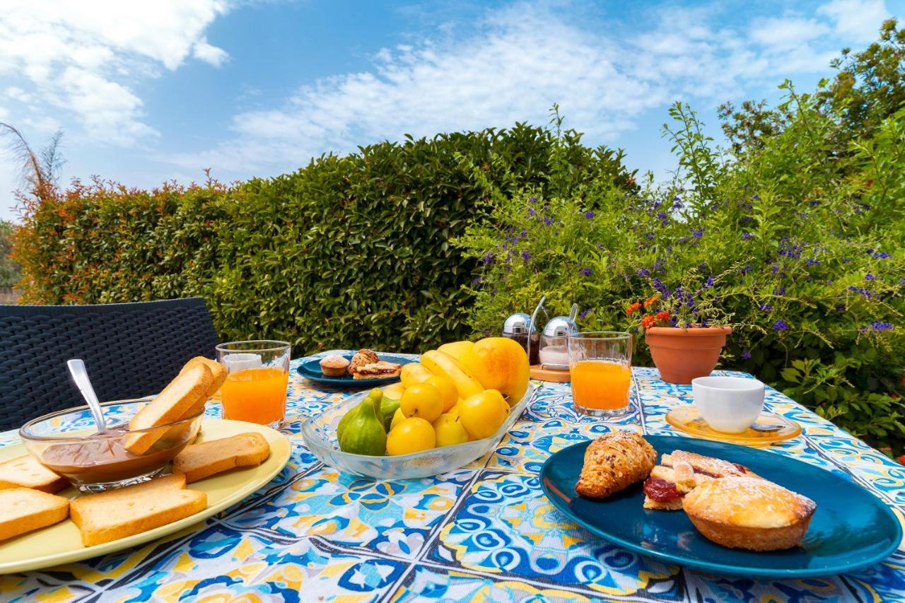 B&B Rosa Dei Venti Parabita Εξωτερικό φωτογραφία